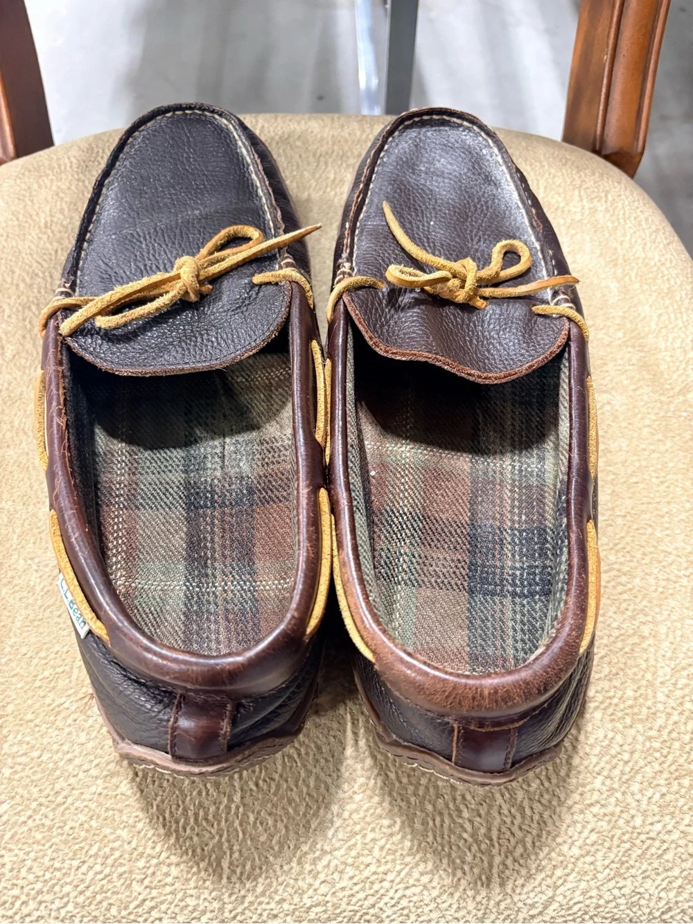 L.L. Bean Men's Size 13 W Brown Leather Handsewn Flannel Lined Moccasin Slippers